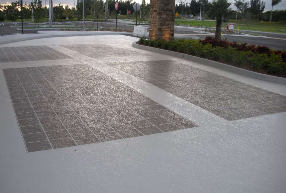 Close-up of slip-resistant Classic Texture overlay finish by an authorized Sundek installer